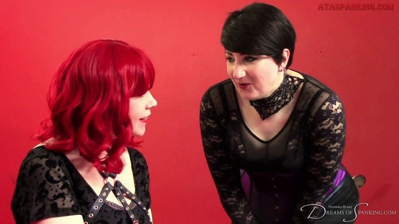My Lesbian Goth Girlfriend Film And Bts Interview Dreamsofspanking Ataspanking